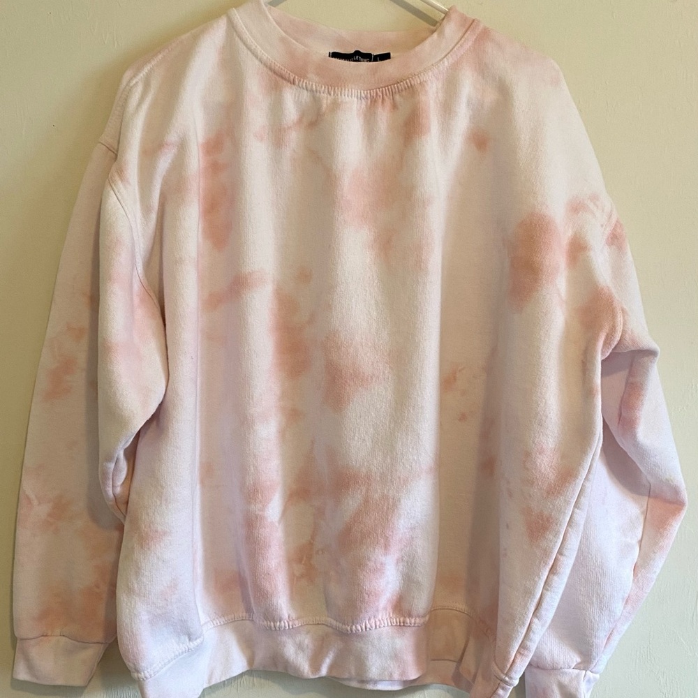 Pretty Little Thing Women Large
Pink Tie Dye Pullover Crew Neck
Sweatshirt